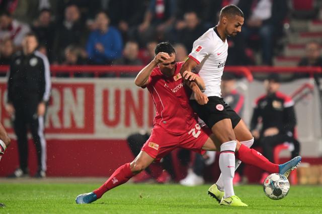 三人男篮-中国男篮16-21荷兰 张宁7分4篮板