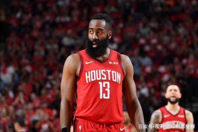 雷蒙:本想模仿詹姆斯霸王步 结果被晓川扑倒了